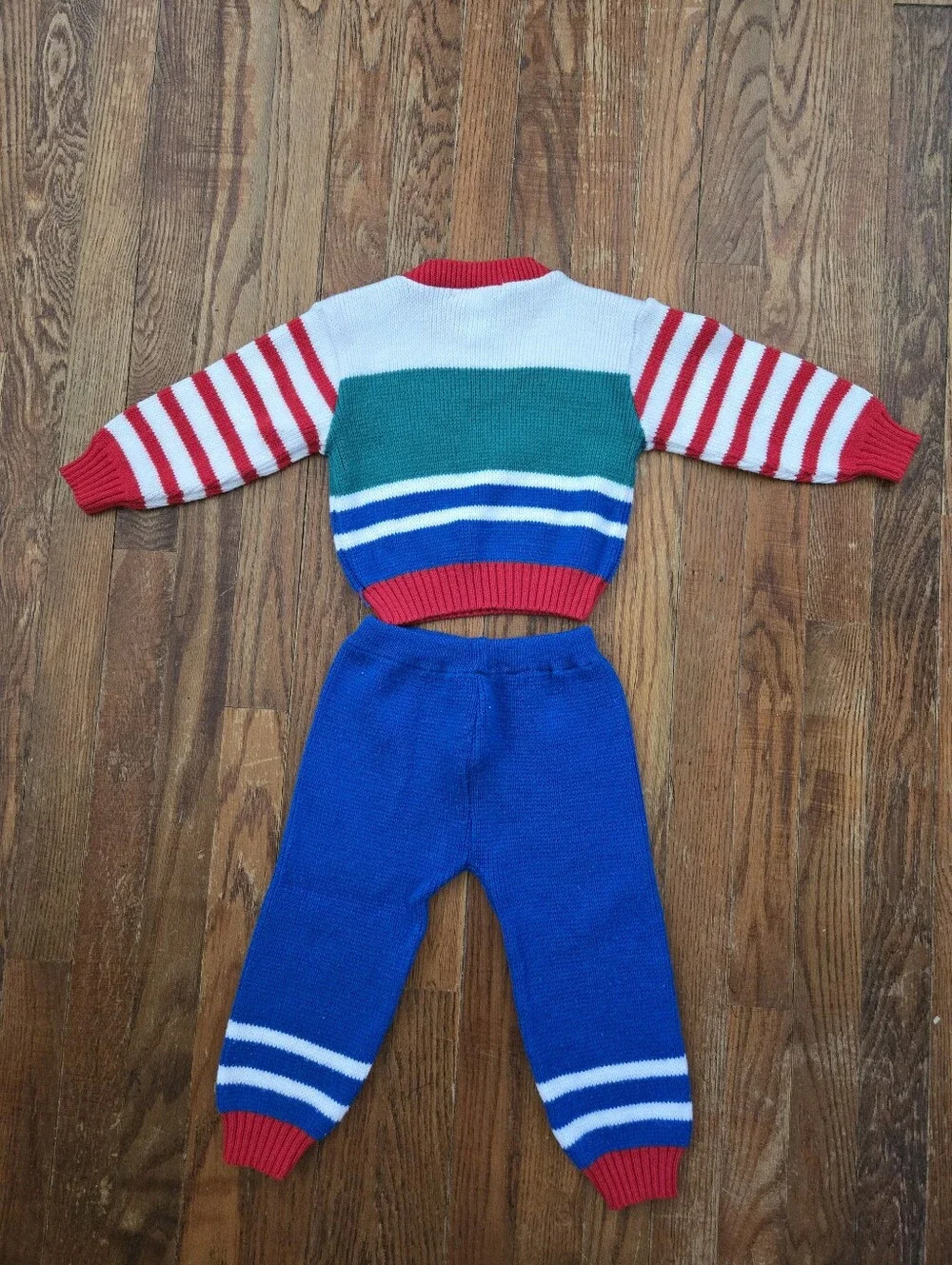 Vintage Cradles Knit Play Set Size 24 Months Primary Colors Train Bear Patch
